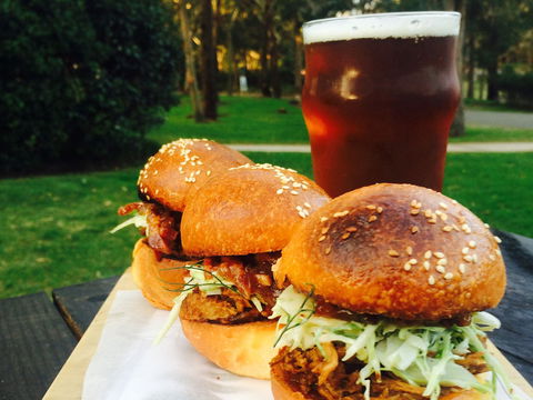 Murray’s Brewery And Port Stephens Winery - Darwin Tourism 1