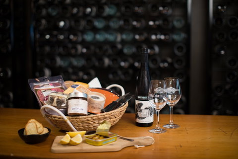 Shut The Gate Wines - Darwin Tourism 0