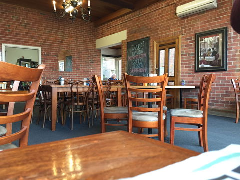 Miss Francesca's - Darwin Tourism 0