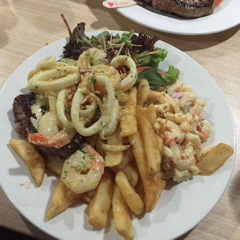 Star Bar Bistro - Darwin Tourism 0