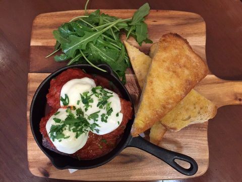 Avenue Road Cafe - Darwin Tourism 0