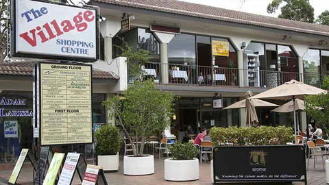 Delhi Hutt - Darwin Tourism 0