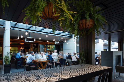 Ostani Lounge, Bar & Restaurant - Darwin Tourism 1