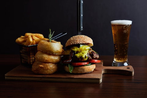 Stone Bar & Grill - Darwin Tourism 0