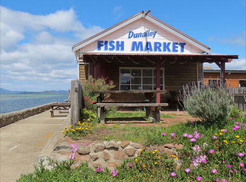 Dunalley Fish Market - Darwin Tourism 0