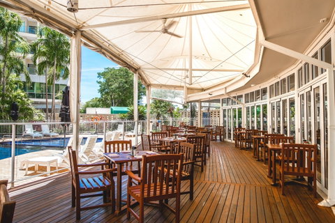 Poolside Restaurant And Bar - Darwin Tourism 0