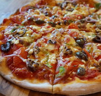 The Black Horse - Darwin Tourism