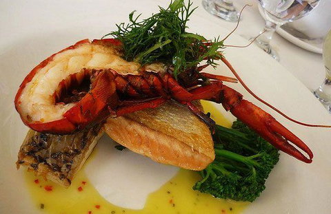 Flutes Restaurant - Darwin Tourism 5