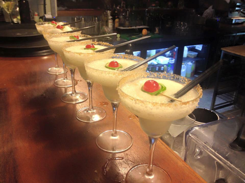 NOA Tapas & Wine Bar - Darwin Tourism 3
