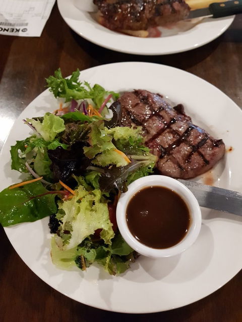 Parap Tavern - Darwin Tourism 1