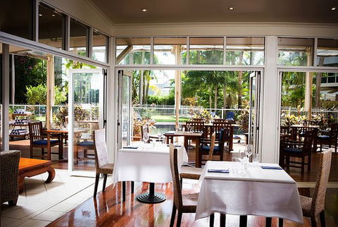 Poolside Restaurant - Darwin Tourism 0