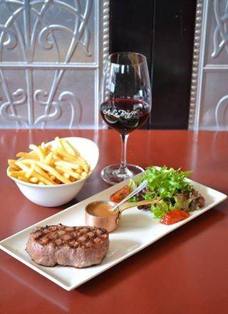 A La Bouffe Bar & Bistro - Darwin Tourism 10