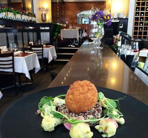 A La Bouffe Bar & Bistro - Darwin Tourism 13