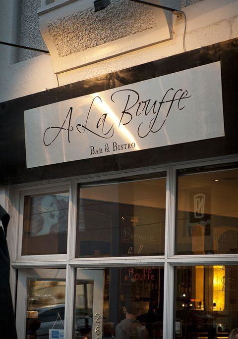 A La Bouffe Bar & Bistro - Darwin Tourism 41