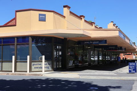 Jones The Grocer - Darwin Tourism 0