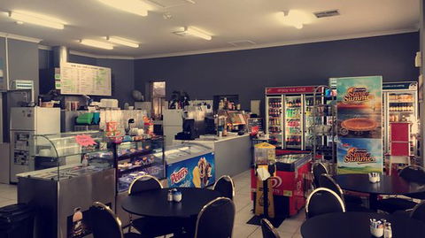 Gum Flat Diner & Take Away - Darwin Tourism 0