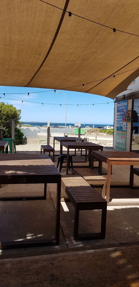 Marion Bay Tavern - Darwin Tourism 1