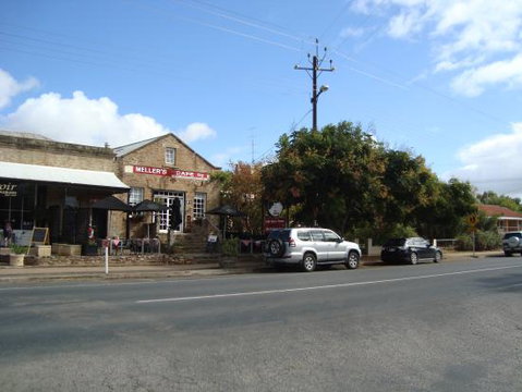Meller's Of Auburn - Darwin Tourism 0