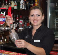 Advancetown Hotel - Darwin Tourism