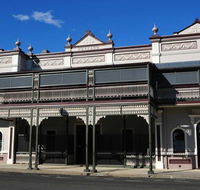 Warwick Hotel - Darwin Tourism