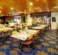 Coutts Commercial Tavern - Darwin Tourism