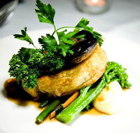 Harry's Restaurant and Redford Bar - Darwin Tourism