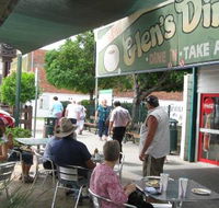 Glen's Diner - Darwin Tourism