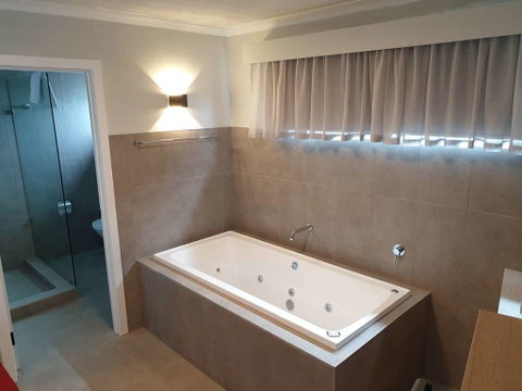 Best Western Apollo Bay and Apartments - Darwin Tourism 13