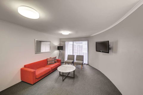 Adina Serviced Apartments James Court - Darwin Tourism 12