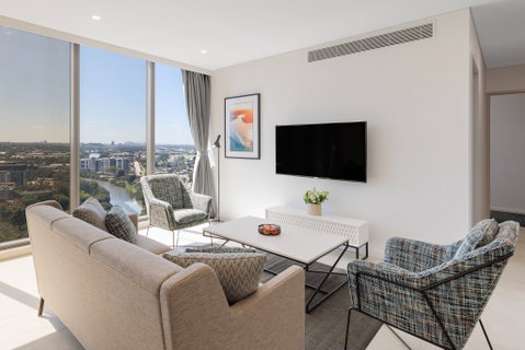 Meriton Suites George St - Darwin Tourism 4