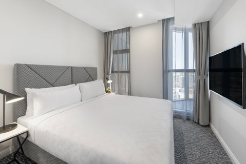 Meriton Suites George St - Darwin Tourism 8