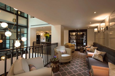 Mayfair Hotel - Darwin Tourism 2