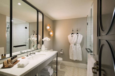 Mayfair Hotel - Darwin Tourism 7