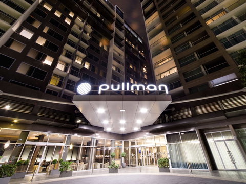 Pullman Adelaide - Darwin Tourism 0