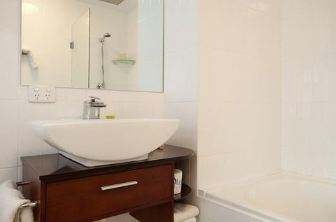 Adabco Boutique Hotel - Darwin Tourism 6