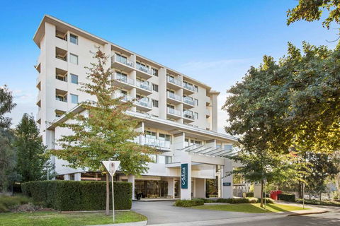 Adina Serviced Apts Canberra Dickson - Darwin Tourism 2
