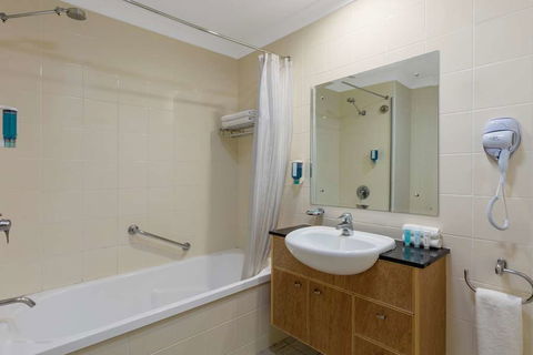 Nesuto Canberra Apartment Hotel - Darwin Tourism 3