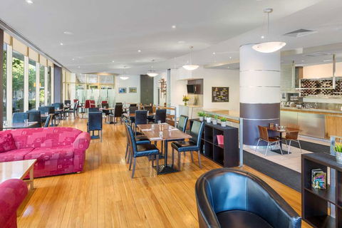 Nesuto Canberra Apartment Hotel - Darwin Tourism 7