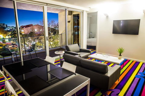 Adge Apartment Hotel - Darwin Tourism 5