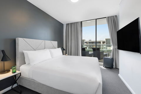 Meriton Suites Zetland - Darwin Tourism 11