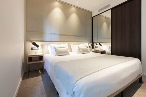 Skye Suites Green Square - Darwin Tourism 7