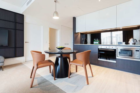 Skye Suites Green Square - Darwin Tourism 11