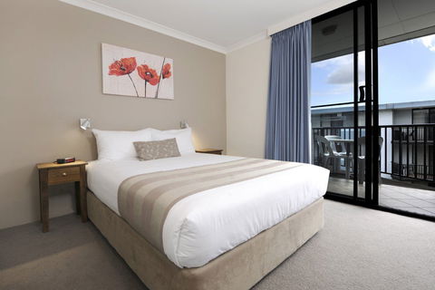 Assured Waterside Apartments - Darwin Tourism 1