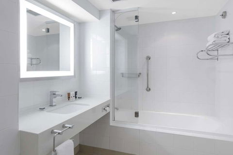 Amora Hotel Brisbane - Darwin Tourism 2