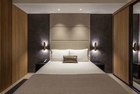 SKYE Suites Sydney - Darwin Tourism 1