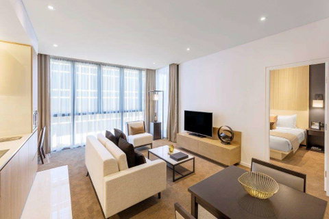 SKYE Suites Sydney - Darwin Tourism 2