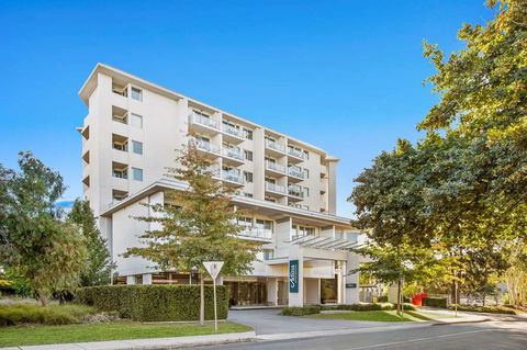 Adina Serviced Apts Canberra Dickson - Darwin Tourism 1