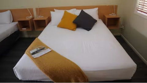 Gayndah Colonial Motor Inn - Darwin Tourism 1