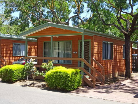 Adelaide Caravan Park - Darwin Tourism 1