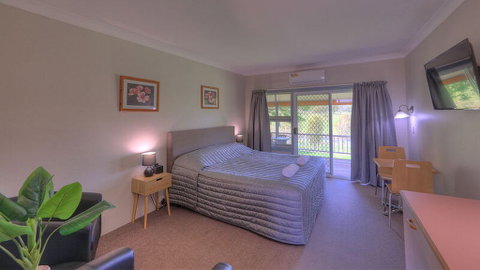 Jacaranda Motor Lodge - Darwin Tourism 1